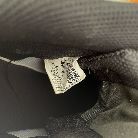 Men’s Nike Basketball Shoes - Picture 6 of 6